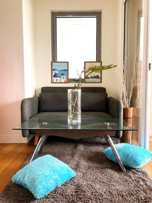 Acqua Private Residence Livingstone Tower Condo Unit With Free Wifi Manila Bagian luar foto